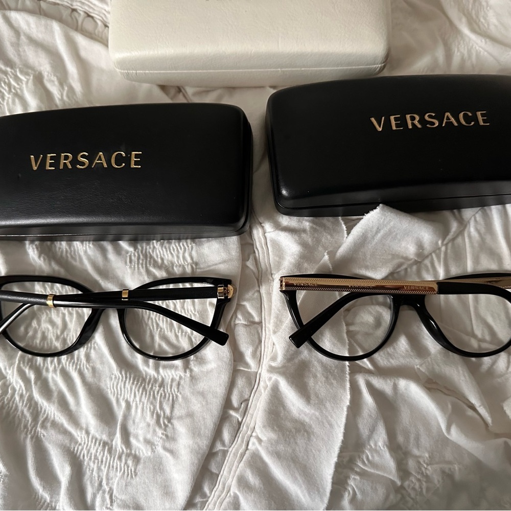 Versace glasses and cases. Slight RX - Picture 6 of 14